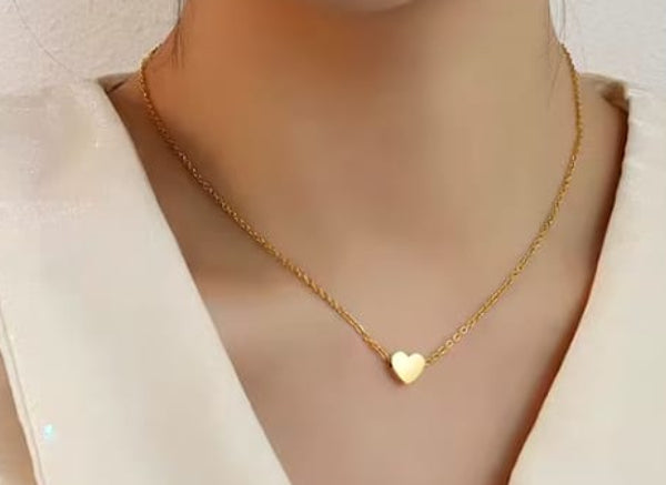 Tiny Heart Shape Pendant Necklace