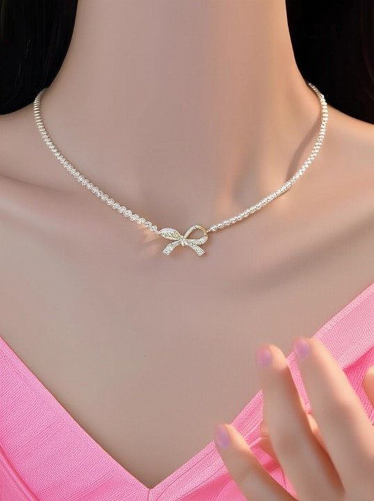 Dainty Bow Pearl Pendant Necklace