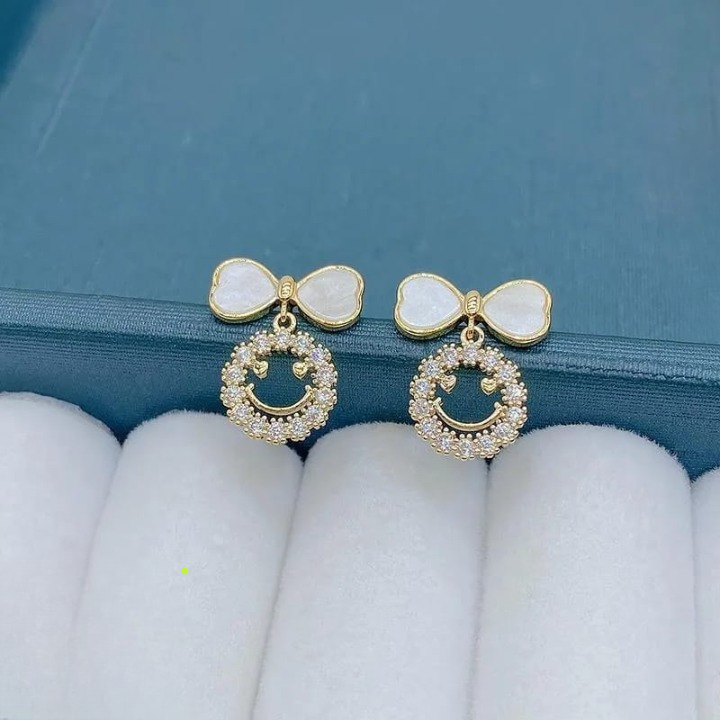 Smiley Face Zircon Bow Earrings