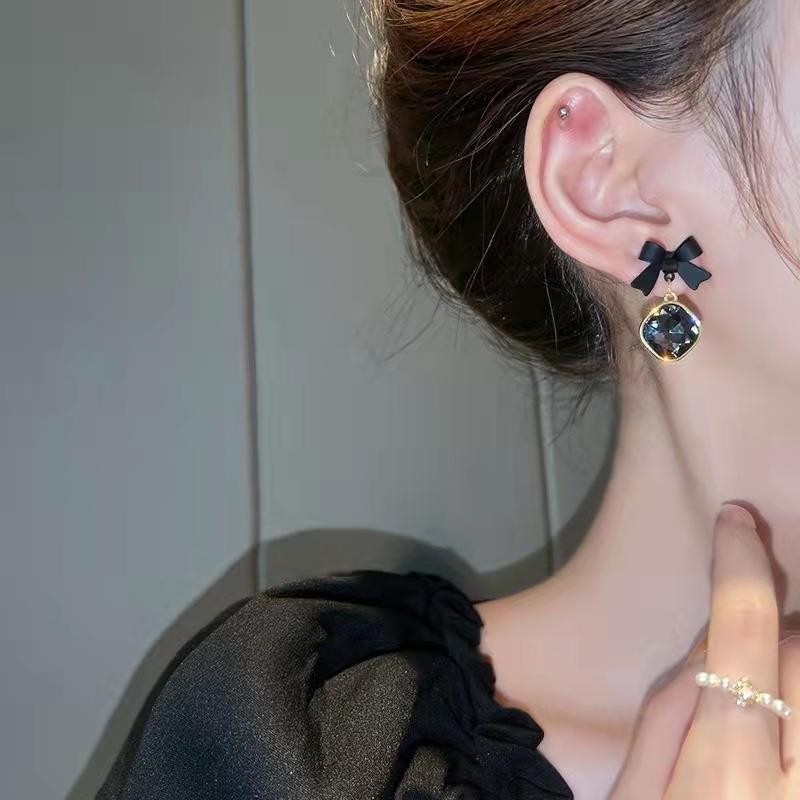 Elegant Bow Korean Earrings