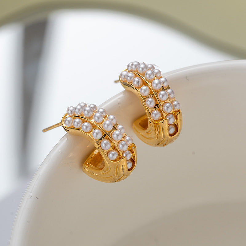 Elegant Pearl Bali Earrings