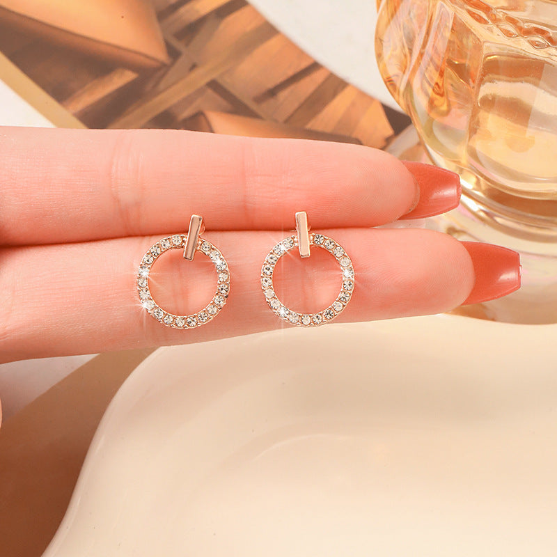 Sparkling Circle Zircon Earrings