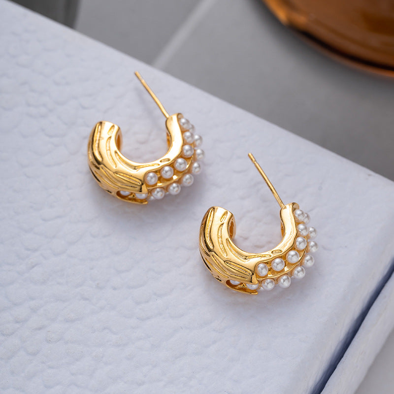 Elegant Pearl Bali Earrings