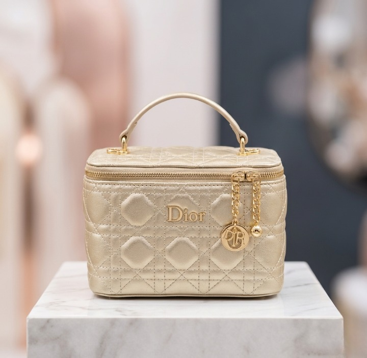 Imported Synthetic Leather Beauty-Bag