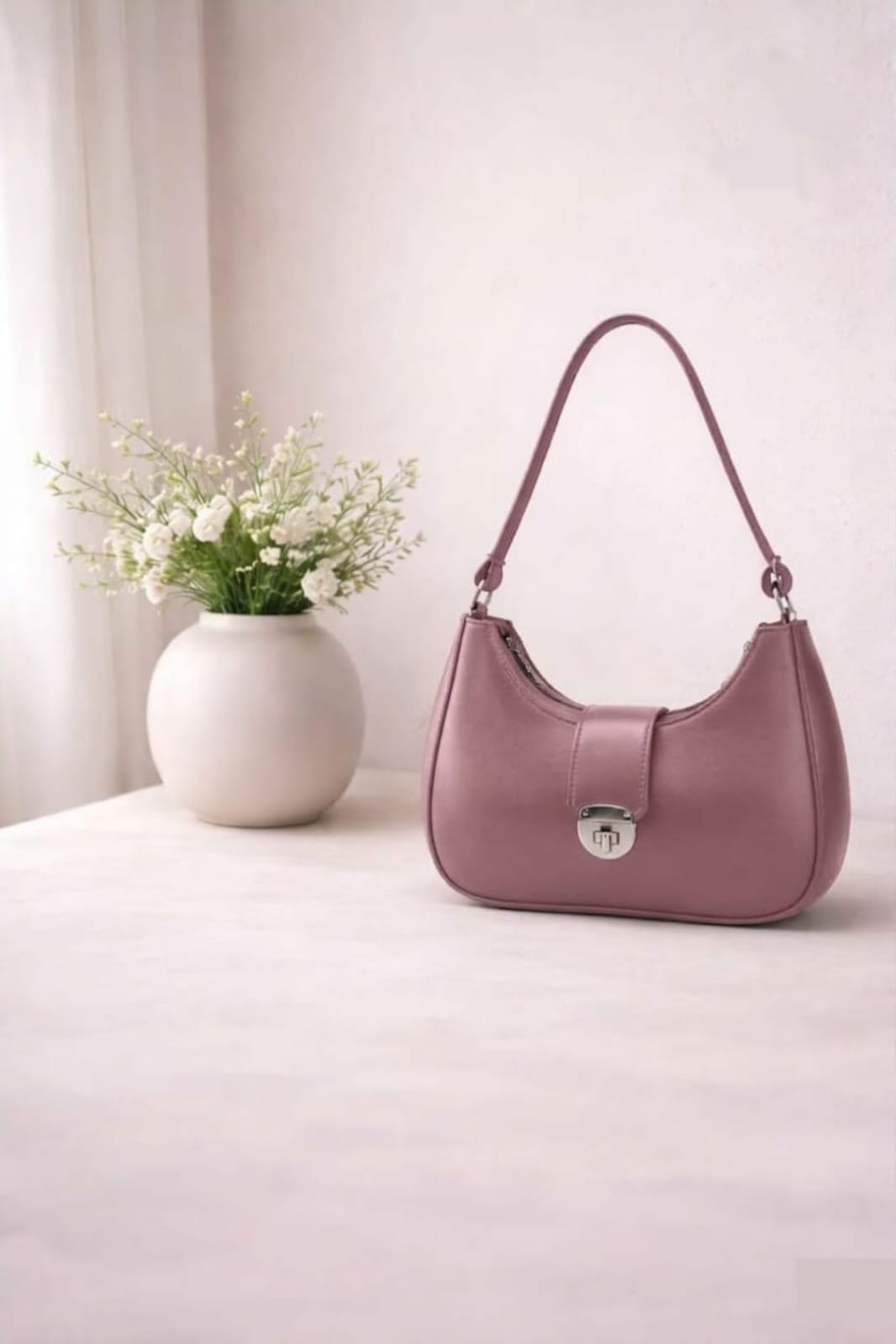 Luna Lock Shoulder Bag