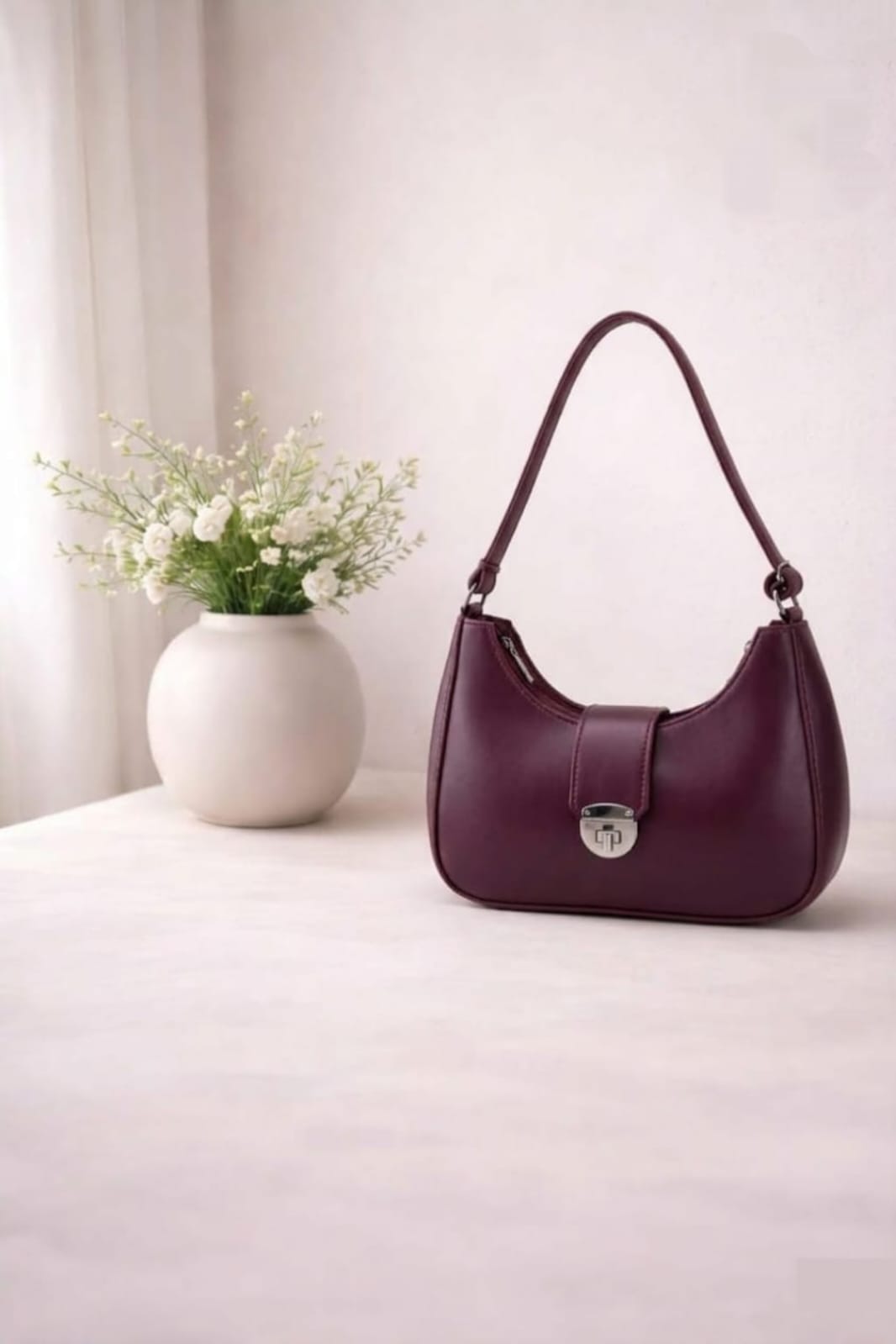 Luna Lock Shoulder Bag