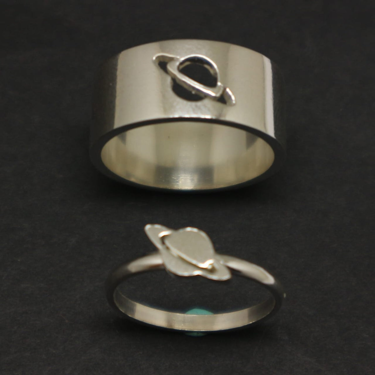 Saturn Promise Couple Rings