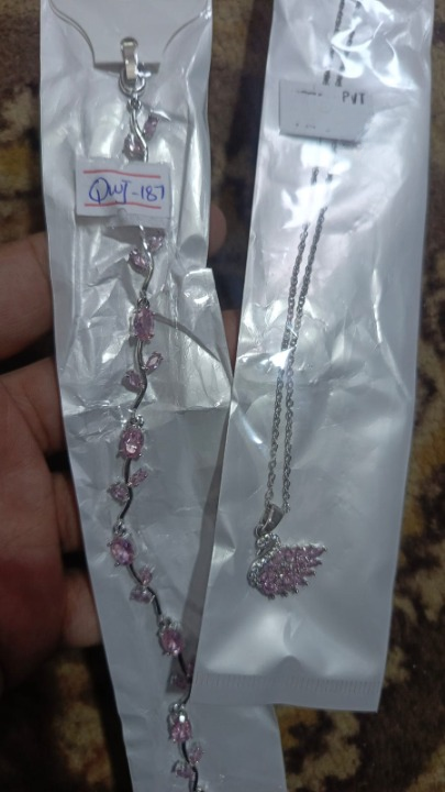 Tulip Bracelet + Swan Necklace Stainless Steel Jewelry Set